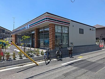 セブンイレブン 江戸川店(306m)