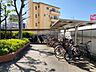 その他：屋根付き駐輪場です。バイクも置けます。