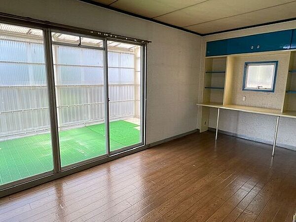 室内