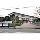 中学校「北九州市立篠崎中学校まで960ｍ」