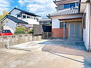 【リフォーム済】外観の写真になります。倉庫を撤去いたしましたので、スペースができ広くお使いいただけるようになりました。