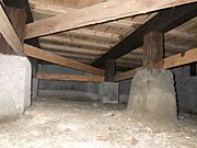 中古住宅の3大リスクである、雨漏り、主要構造部分の欠陥や腐食、給排水管の漏水や故障を2年間保証します。その前提で床下まで確認の上でリフォームし、シロアリの被害調査と防除工事もおこないました。