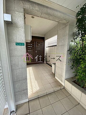 エントランス