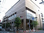 大阪市立島之内図書館（99m）
