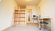 高さもあり広々とした綺麗なお部屋です。