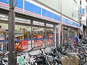 ローソン 通天閣南店（386m）