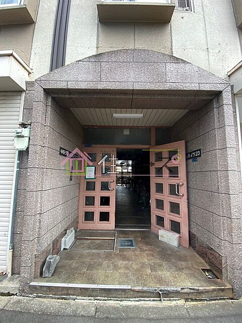 16 / 26