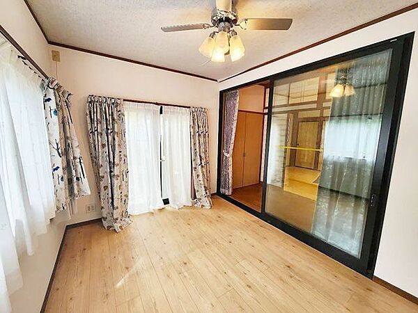 室内を拡大表示