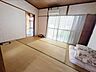 室内：室内