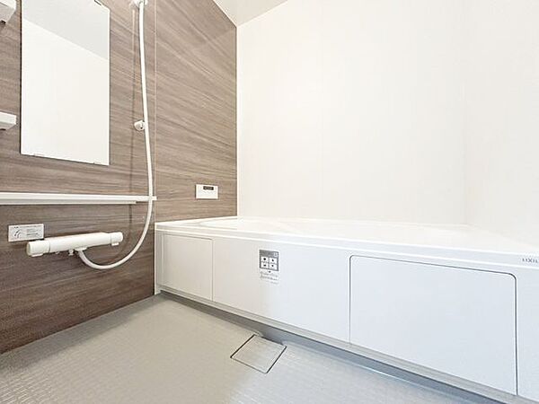 浴室を拡大表示