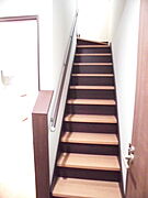 2Fへの階段