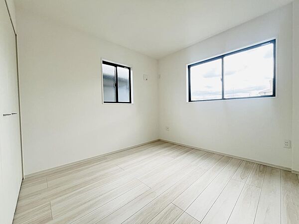 寝室を拡大表示