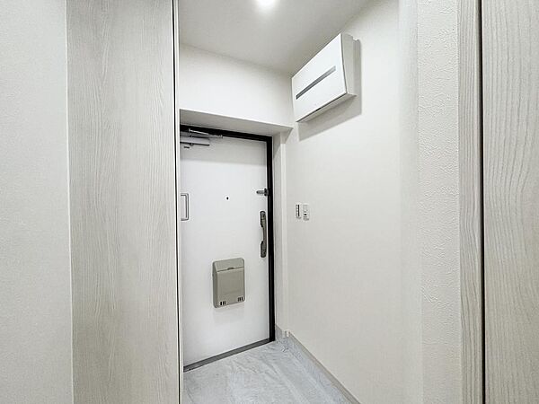 玄関を拡大表示