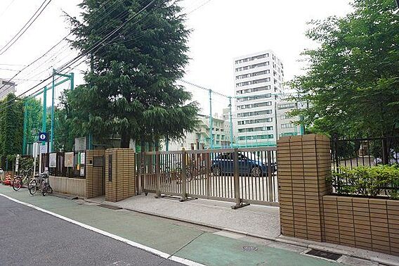 文京区立本郷台...