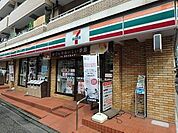 セブンイレブン文京本駒込2丁目店 徒歩6分。 440m