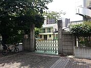 福寿幼稚園 徒歩3分。 240m