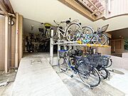 生活に便利な買い物環境が徒歩圏内に充実した好立地！