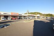 フォレストモール仙台茂庭 徒歩52分。 4100m