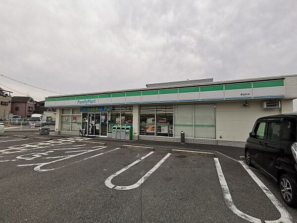 画像26:【コンビニエンスストア】ファミリーマート 堺高松店まで390ｍ