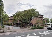 名古屋市鶴舞中央図書館■保存図書館として100万冊の図書を収容できる書庫を持ち、名古屋市図書館で受入れした図書を永く保存しています。 760m