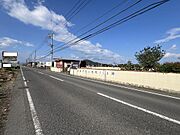 前面道路（県道2号線方面）