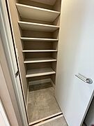 シューズボックス