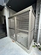 敷地内ゴミ捨て場