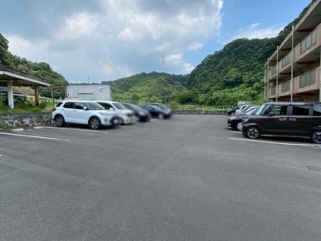 7 / 8