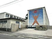 鹿屋市立寿北小学校 477m