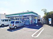 ファミリーマート鹿屋川西町店 382m