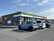 ファミリーマート国分広瀬店 544m