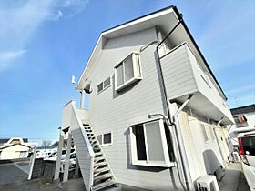 パールハイツ  ｜ 鹿児島県霧島市隼人町住吉424番地4（賃貸アパート1LDK・2階・26.00㎡） その1