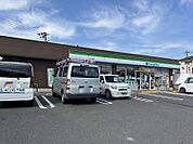 ファミリーマート隼人真孝店 985m
