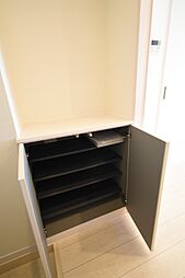 シューズボックス