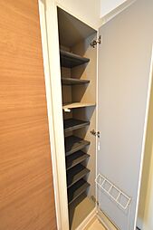 シューズボックス