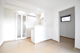 ソレイル鴨池 4階1DKのリビング/ダイニング