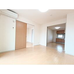 Ｐａｌ　Ｋ　Ｂ棟 2階3DKのリビング/ダイニング