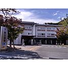 病院「特定医療法人新生病院まで582ｍ」
