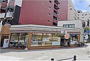 CoDeli大阪常盤町店 214m
