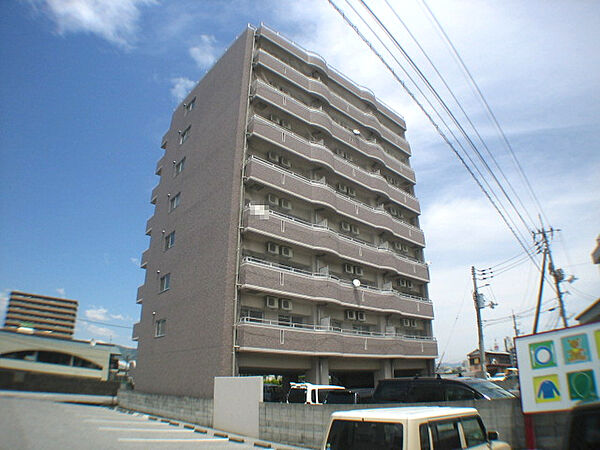 パールハイツ(河ノ瀬町) 801｜高知県高知市河ノ瀬町(賃貸マンション2LDK・8階・48.00㎡)の写真 その1