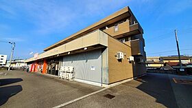 ドエル森の木 II 211 ｜ 高知県高知市朝倉丙127-1（賃貸マンション1K・2階・28.08㎡） その1