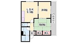 ロイヤル三宝 2階