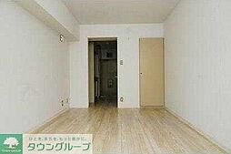 メゾン・ド・ロワジール 112 1階ワンルームのリビング/ダイニング