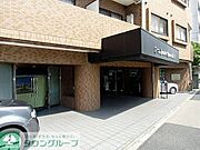エントランス外観別角度