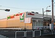 ヨークマート青戸店 徒歩9分。 720m