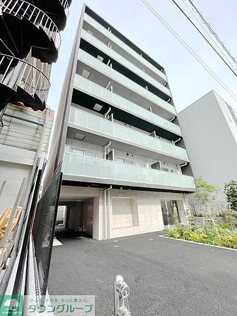 6 / 32