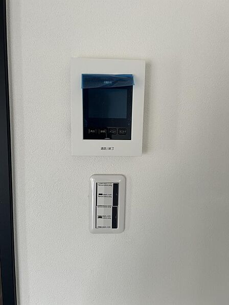 インターホンモニター