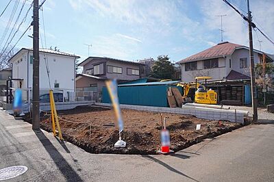 外観：西武多摩川線『新小金井』駅から徒歩12分。利便性の良い住宅地で販売中の4LDKの新築戸建です。