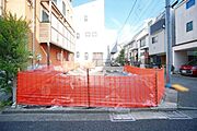 更地の状態ですのですぐに建築が始められます。土地の状況や隣地との境界が事前に確認できて安心です。