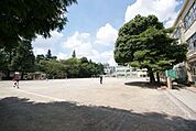 杉並区立桃井第一小学校 徒歩1分。 30m